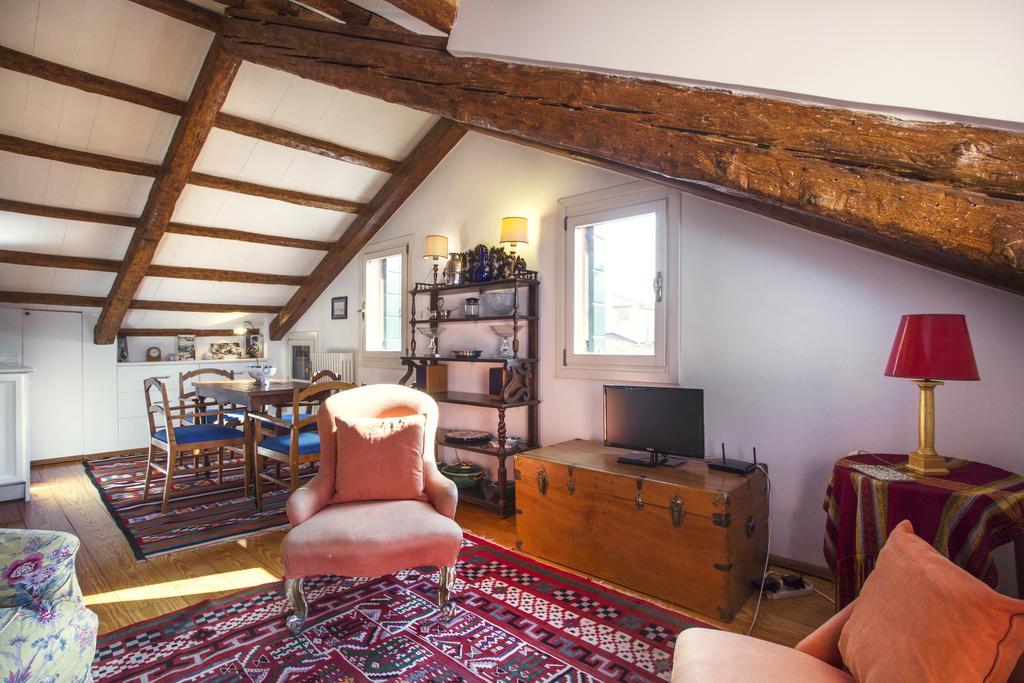 Apartament Locappart San Polo Wenecja